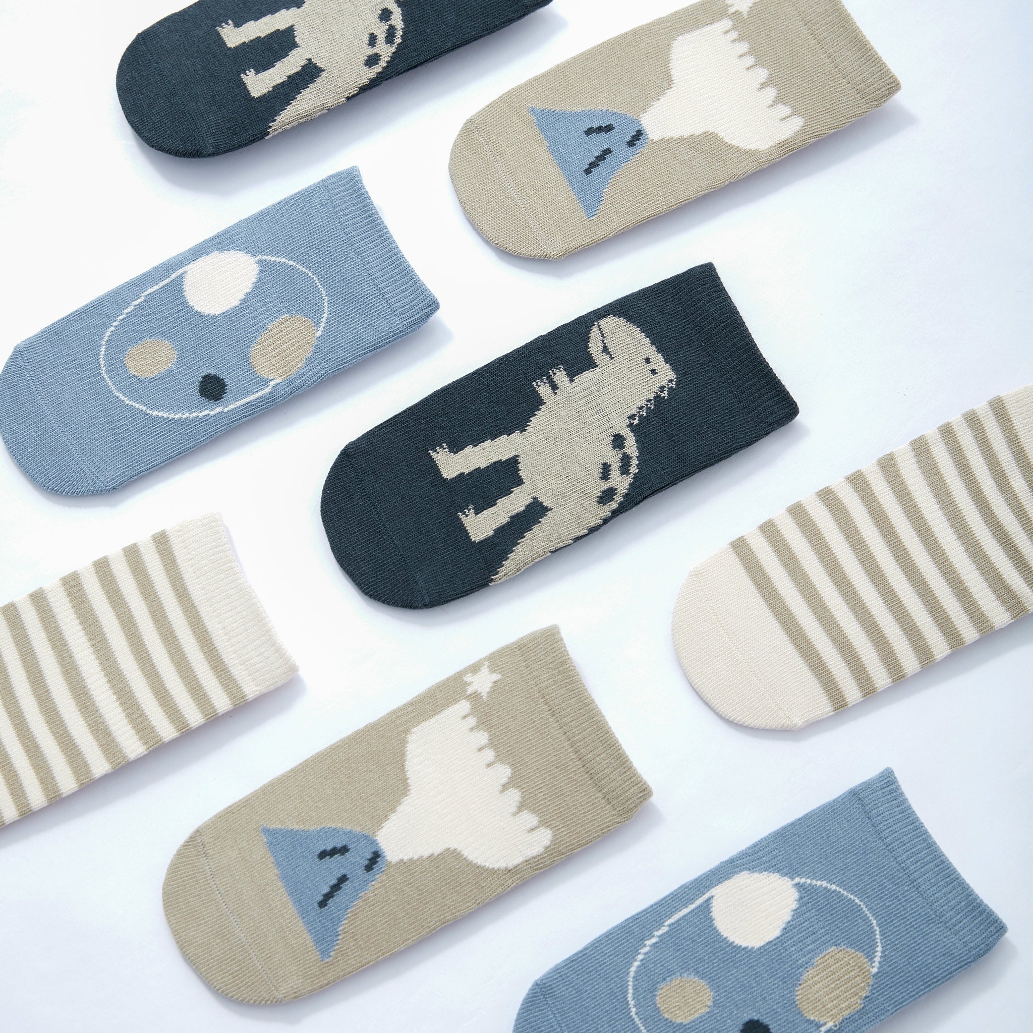 Dinosaur- Organic- 4 Pairs of Stay-On Baby & Toddler Non-Slip Socks