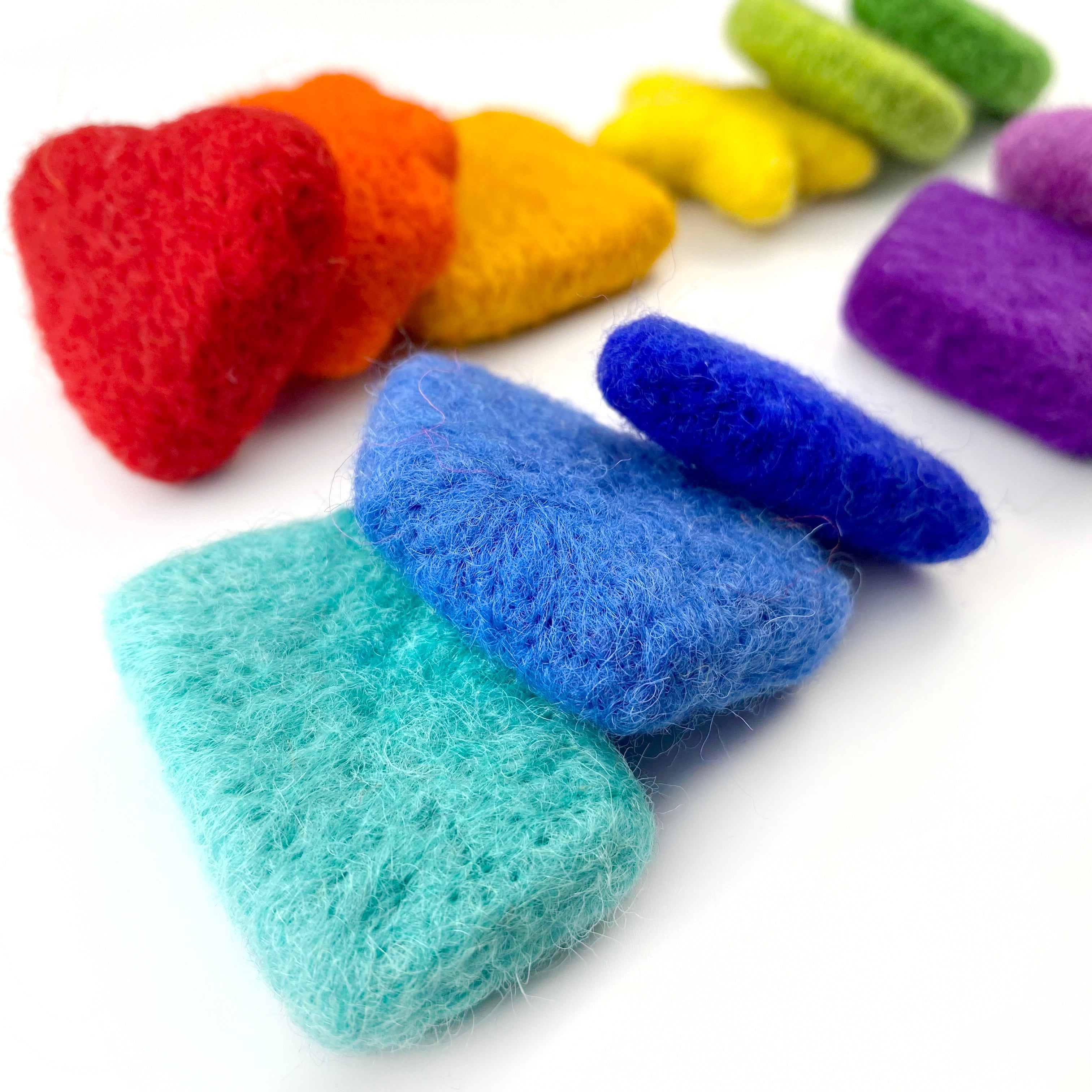 Felt Sorting Shapes for Pretend Play, Stacking, and Montessori Learning (12)