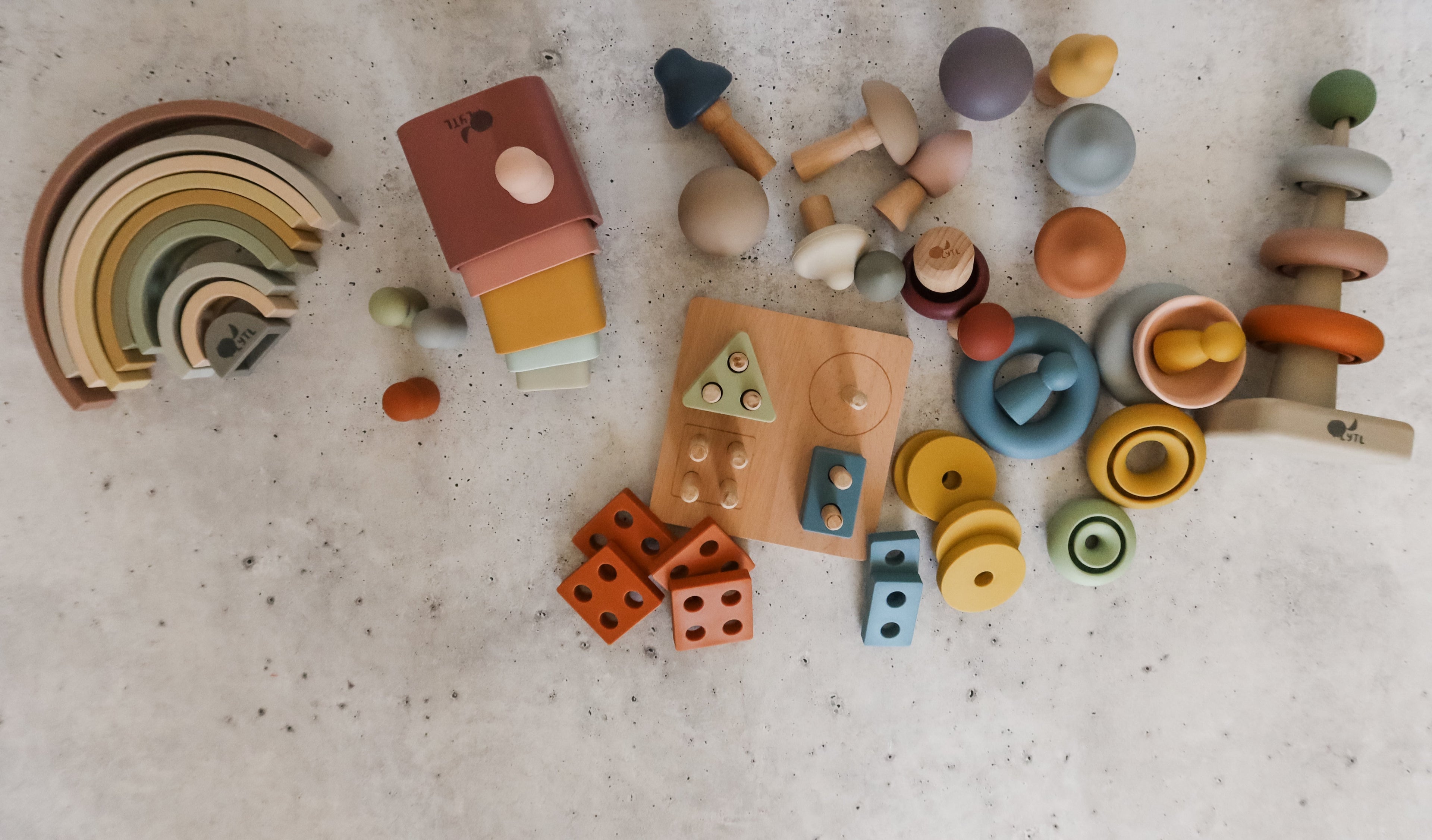 LYTL®️ Montessori Playroom Bundle – 6 Toys + Free Shipping