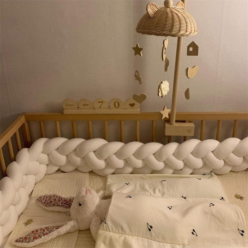Wind Chime With Wooden Pendant Kids Room Decoration Wall Hanging Ornaments Clouds and Stars Sooth Pendant Toy  Nursery Decoration Gift for Newborn Boys and Girls